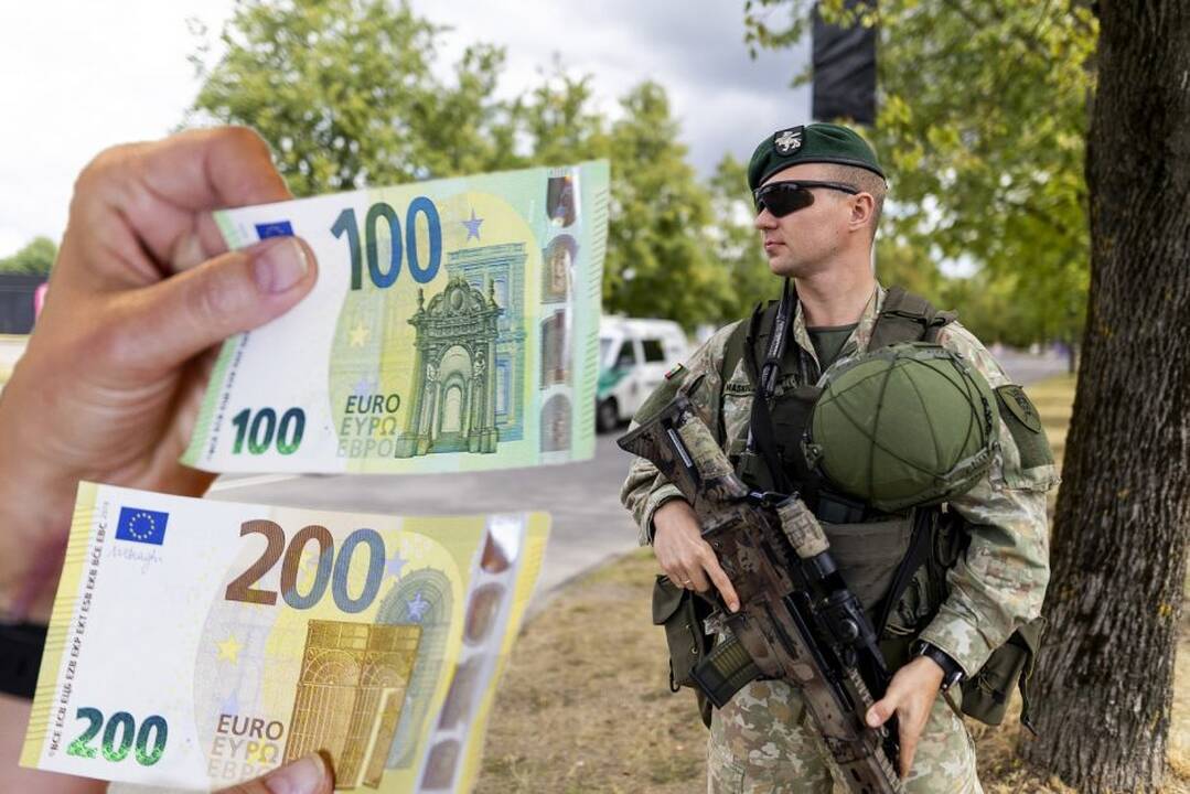 Apklausa atskleidė, kiek Lietuvos gyventojų pritartų gynybos mokesčiui