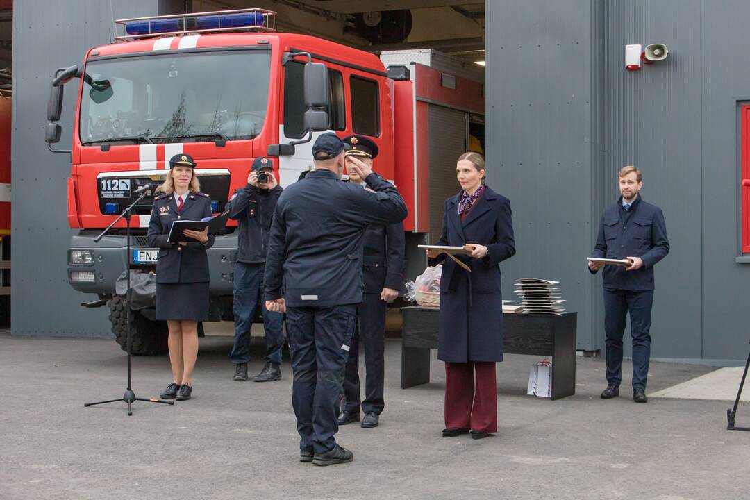 Patirtis: (iš kairės) S.Mikėnas, A.Putrimas, E.Korsakas, M.Džemedžionas ir L.Greičius teigė, kad kiekvienas gaisras kažko išmoko.
