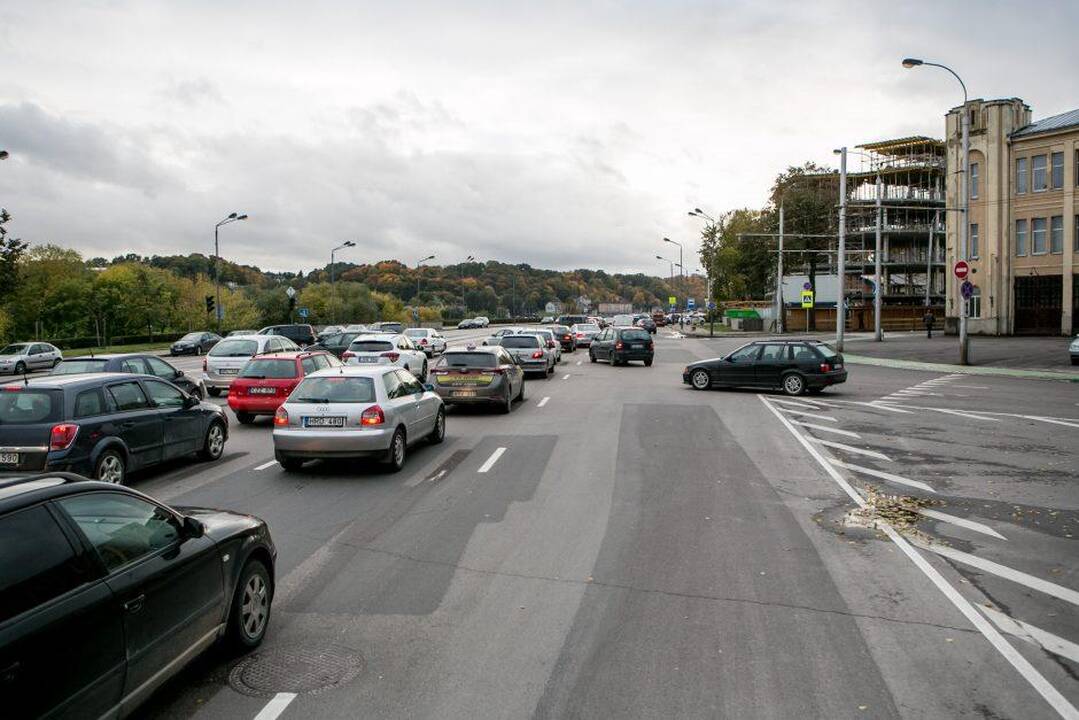 „Regitra“: nesusimokėsi baudų – negausi vairuotojo pažymėjimo