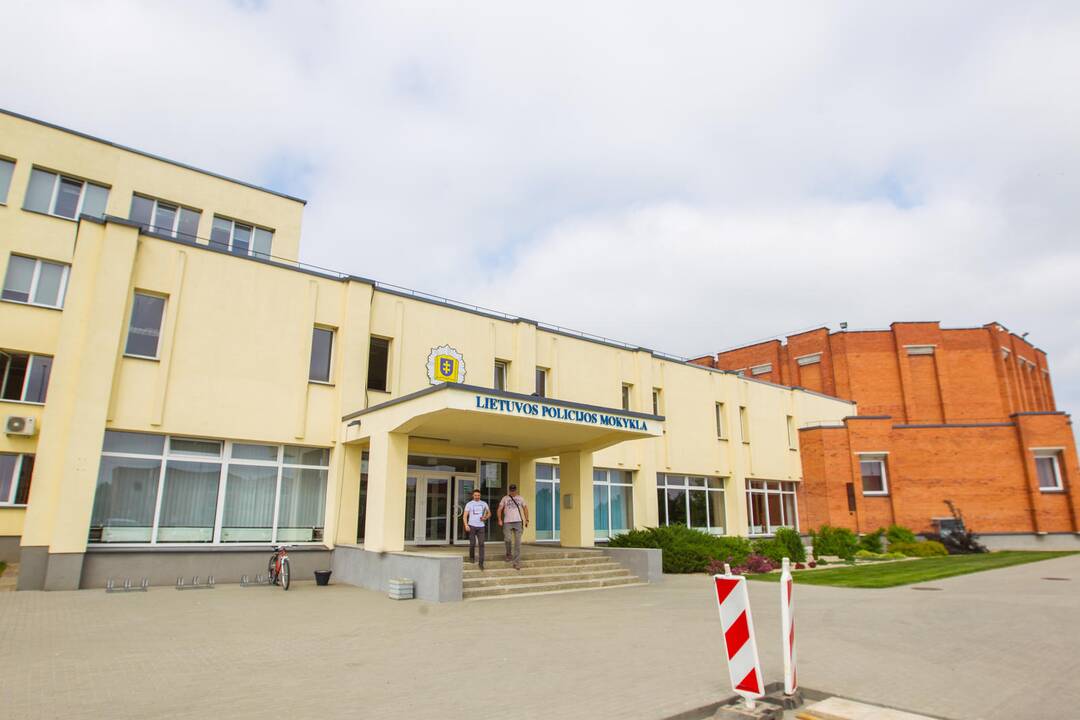 Faktas: remonto darbai Lietuvos policijos mokykloje verčia abejoti ne tik dėl kokybės, bet ir dėl proceso skaidrumo.