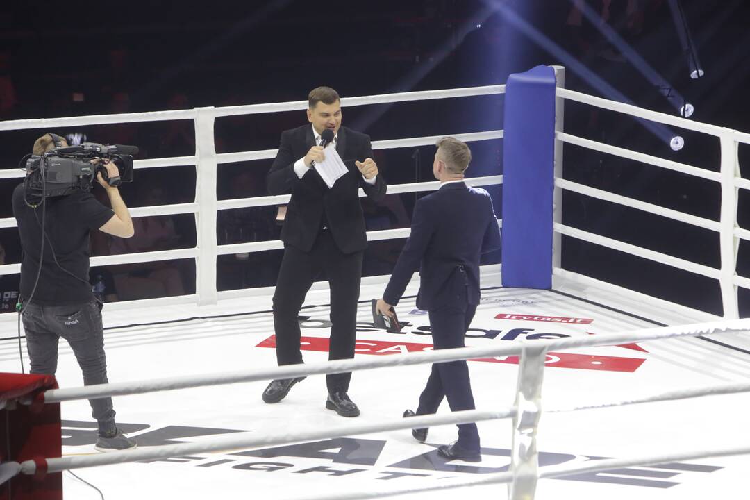 Žiūrovų kraują kaitino „Blade fights“ turnyras 