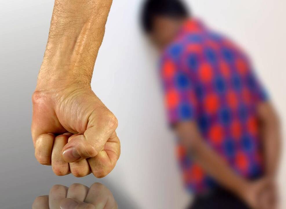 Nuo tėvo smūgio paaugliui plyšo ausies bugnelis