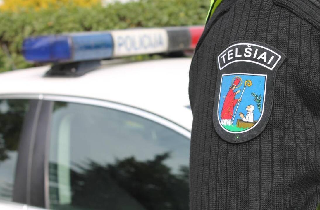 Mažeikiuose vandalai subraižė 50 automobilių