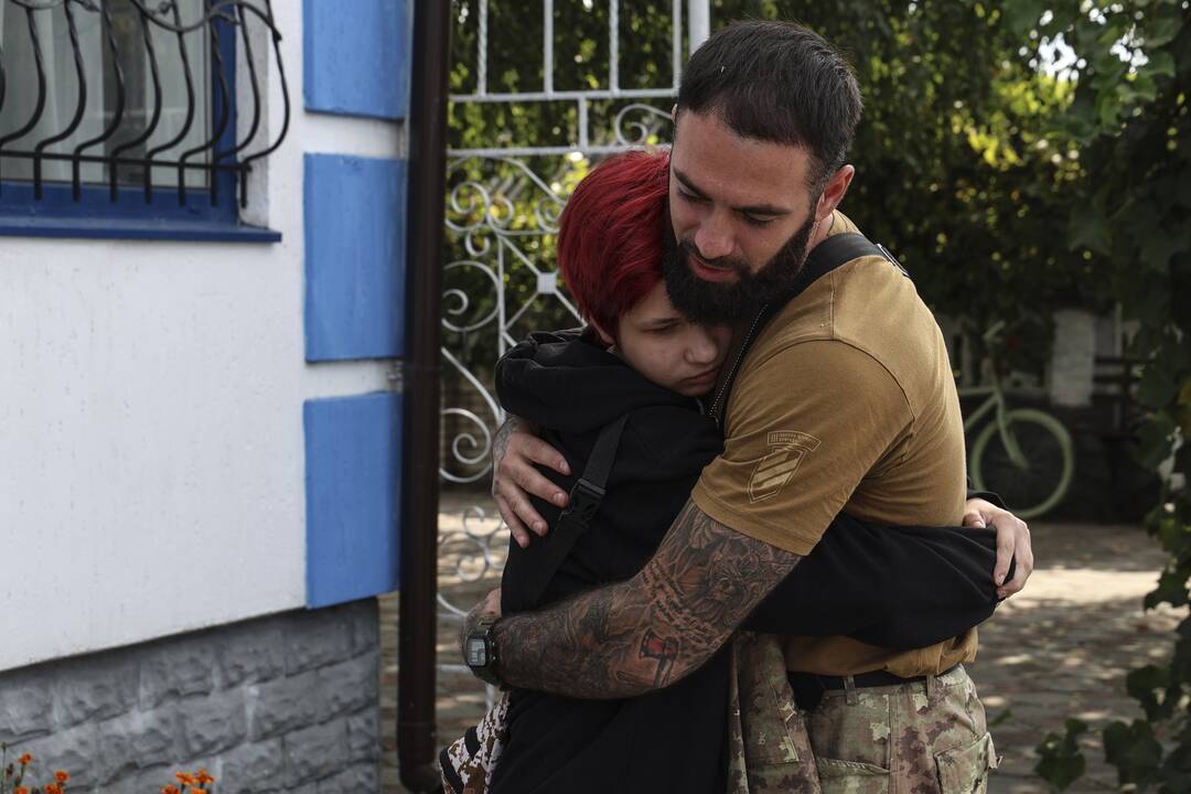 Ukrainos kariškiai skelbia išvadavę Andrijivką