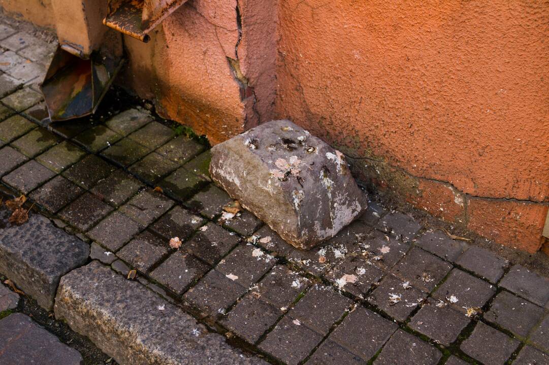 Iškleręs M. Daukšos gatvės grindinys