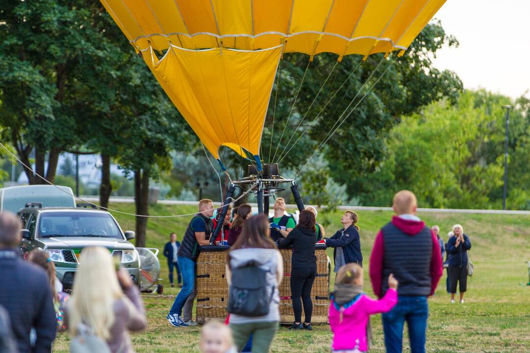 Kaune prasidėjo oro balionų šventė