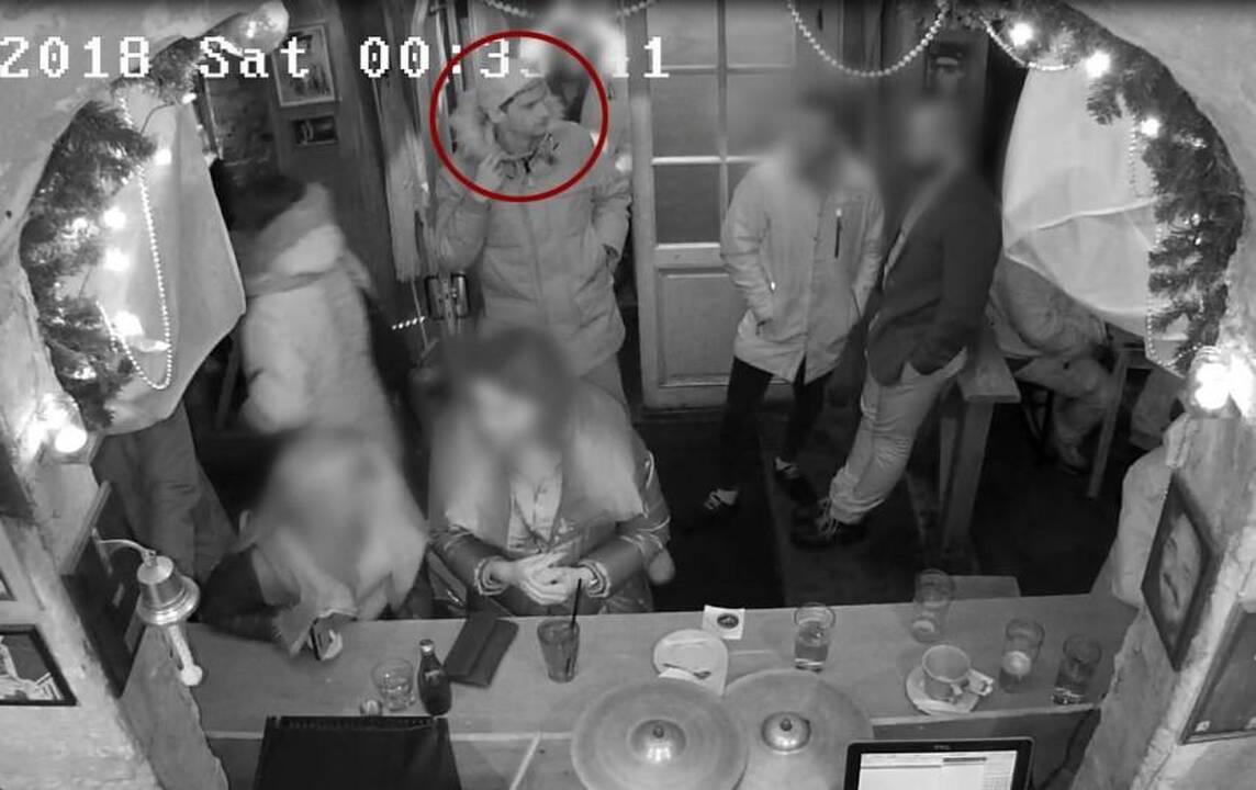 Pareigūnai prašo atpažinti kamerų užfiksuotą žmogų