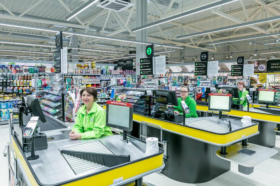 Per šventes IKI parduotuvių darbuotojams talkins ir administracija