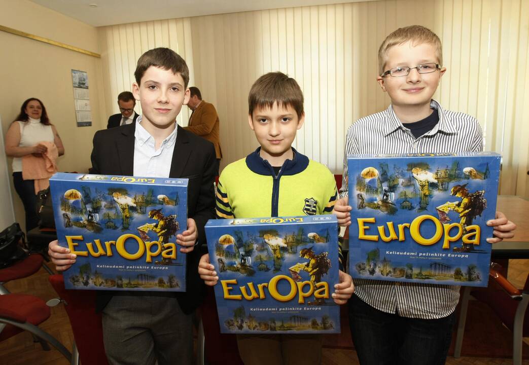 Dėmesys: Lietuvos įstojimo į ES dieną gimę jaunieji klaipėdiečiai sulaukė daug sveikinimų.