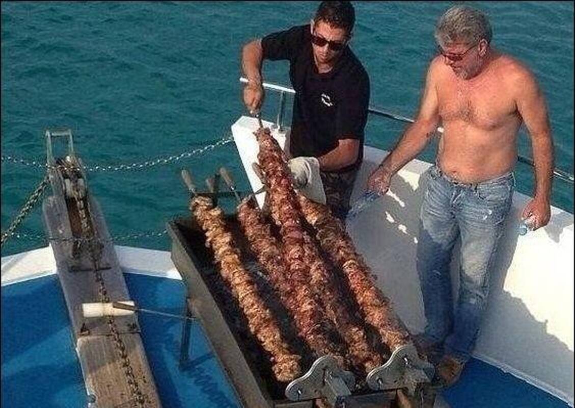 Patarlė: geras vyras tas, kuris visada yra sveikas ir jo niekada nėra namuose.