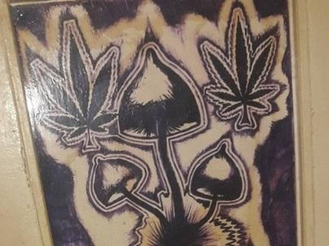 Česka (397 719; kai eisite grybauti, prisiminkite: mažo skorpiono nuodai būna toksiškesni nei didelio skorpiono)