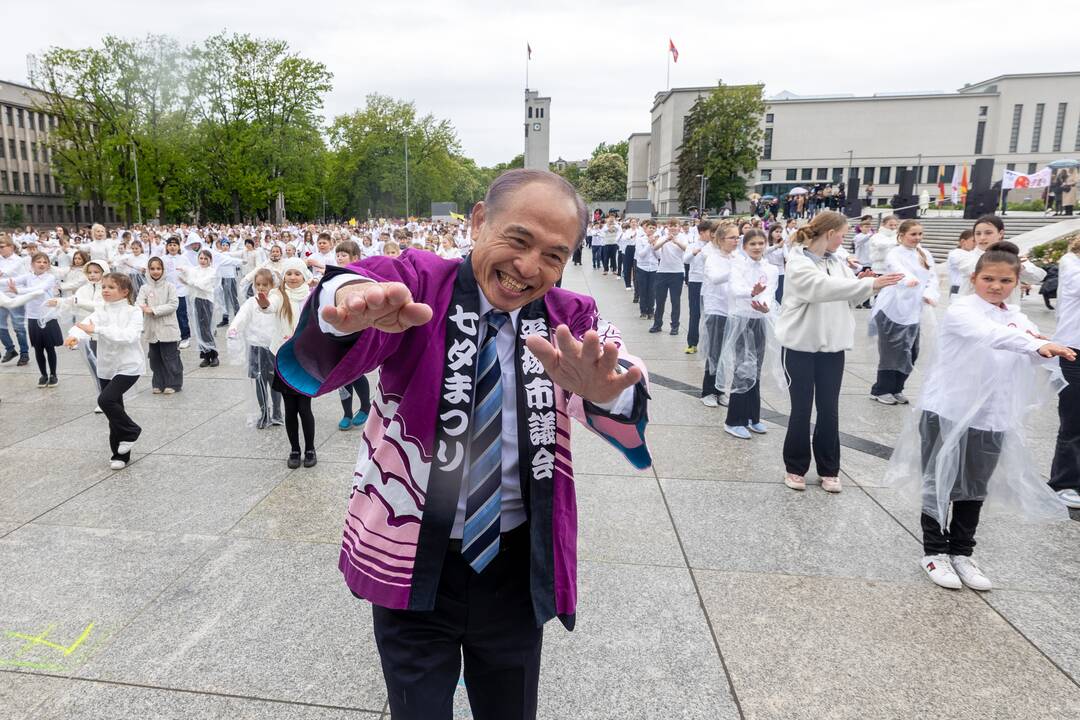 Japoniškas šokis „Tanabata-Odori“ Kaune