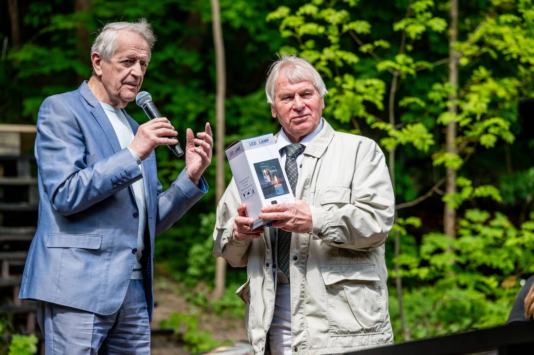 Spaudos baliuje apdovanoti žurnalistai