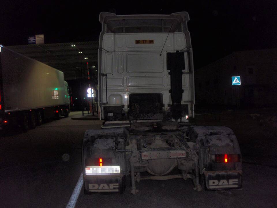 Pasieniečiai sulaikė Lenkijoje vogtą vilkiką