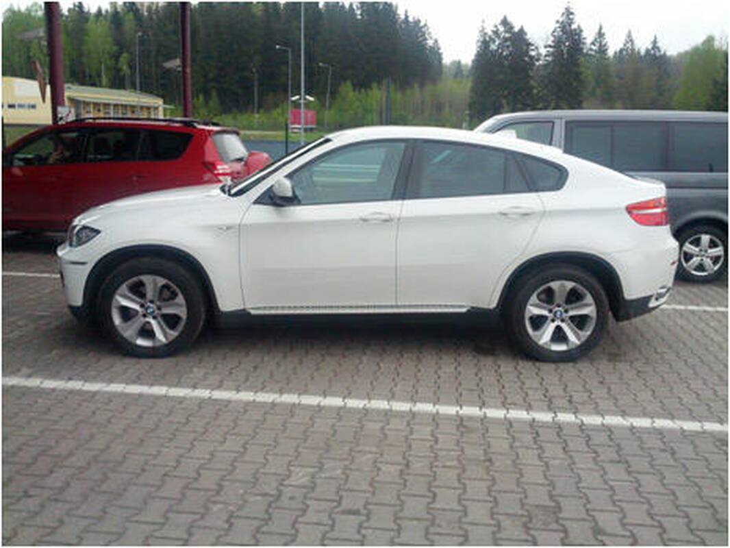 Baltarusis į Lietuvą vyko Rusijoje vogtu BMW