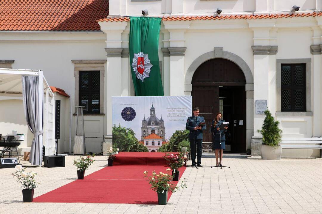 Policijos pareigūnų apdovanojimai