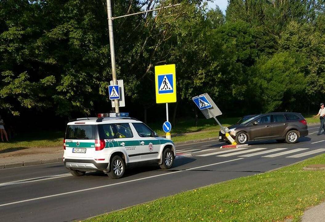 Kliudytas ženklas Draugystės g.