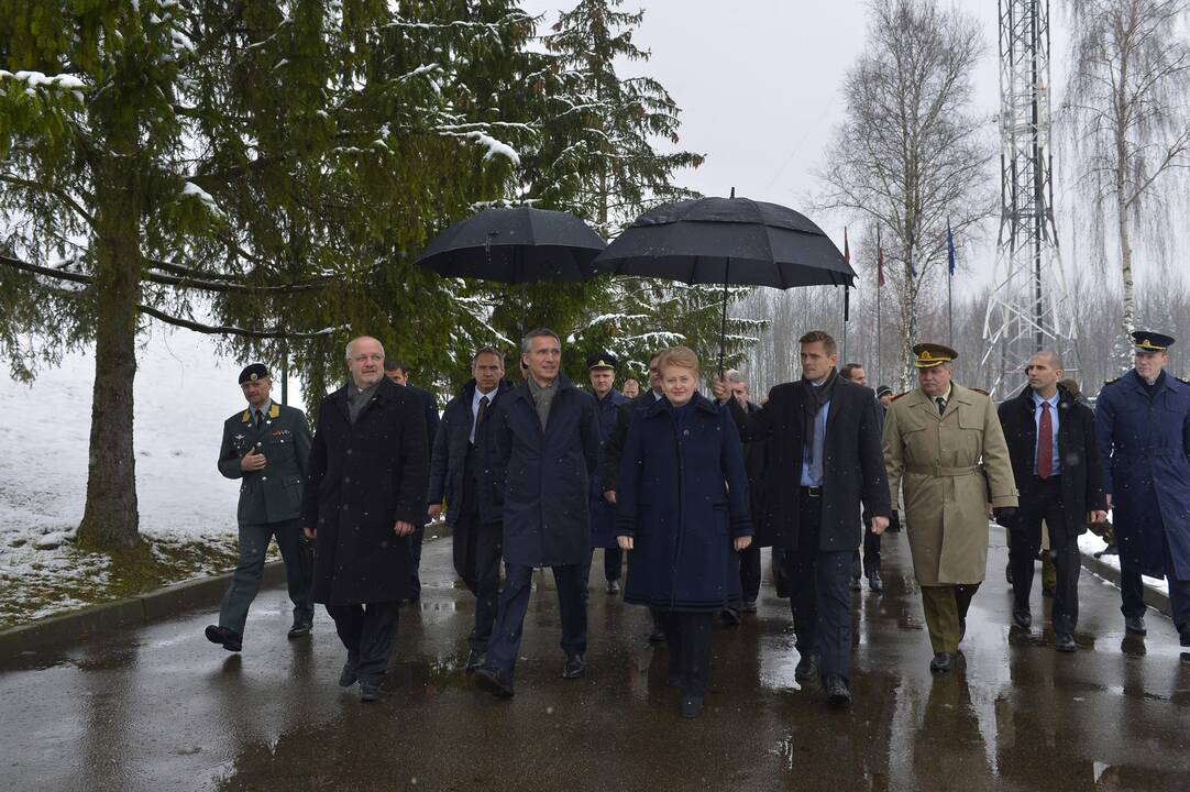 NATO vadovas apsilankė Karmėlavoje
