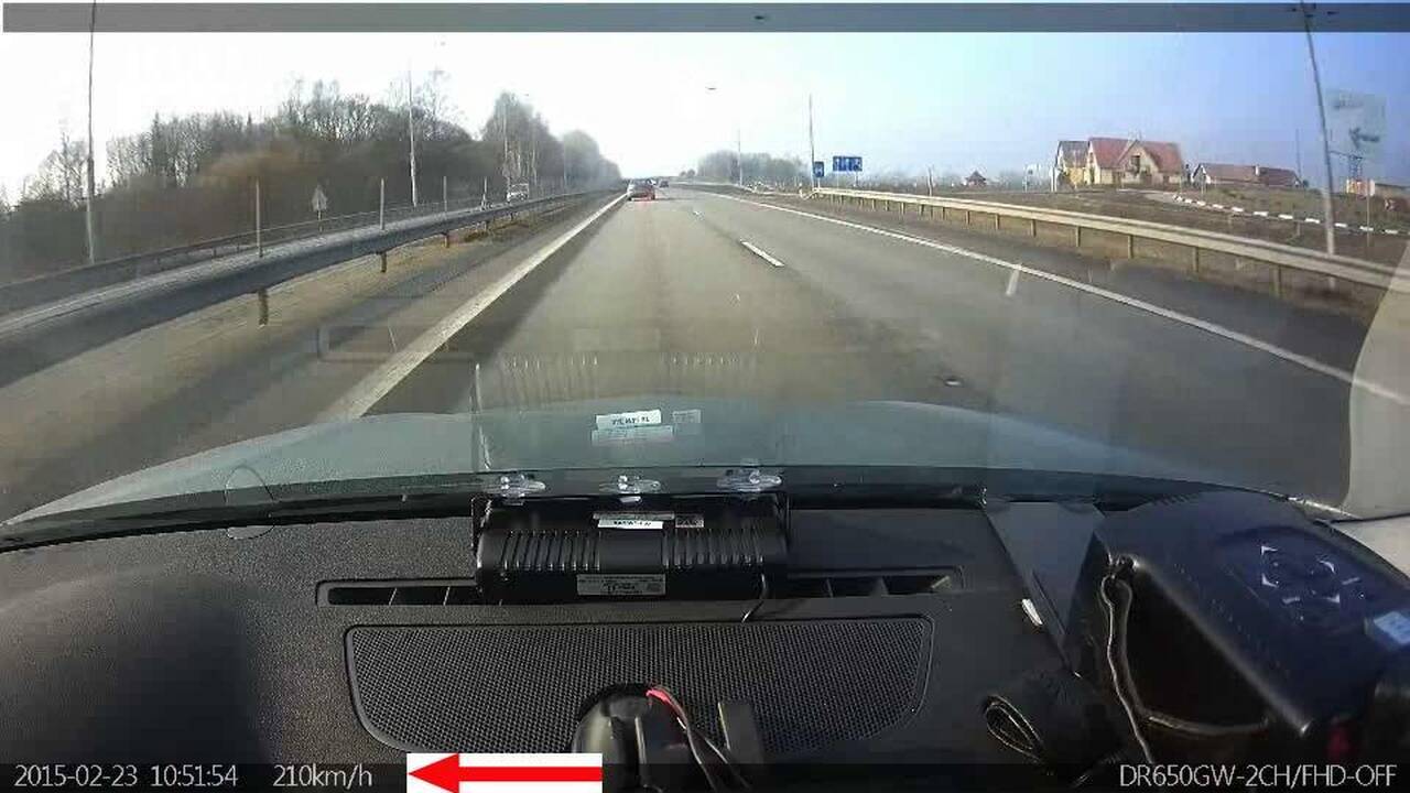 Amerikietis autostrada Vilnius-Kaunas skriejo 210 km/h greičiu 