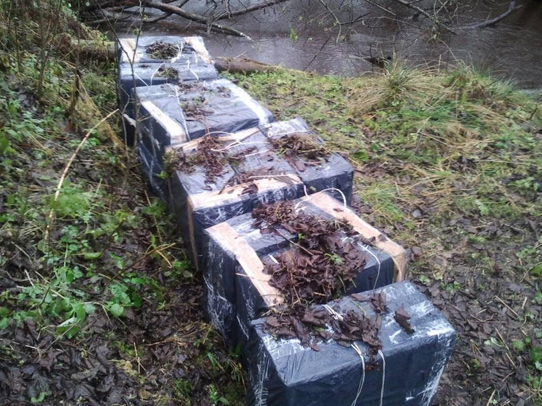 Iš Baltarusijos permestos kontrabandinės cigaretės atsidūrė pasieniečių saugykloje