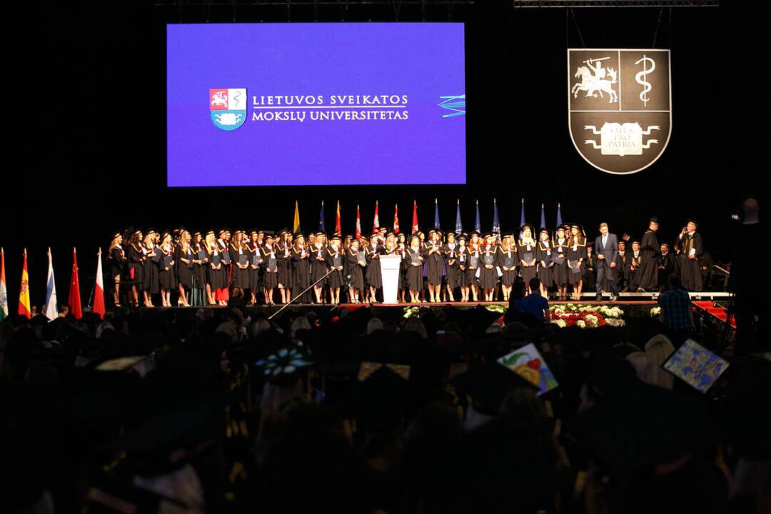 LSMU diplomų teikimas