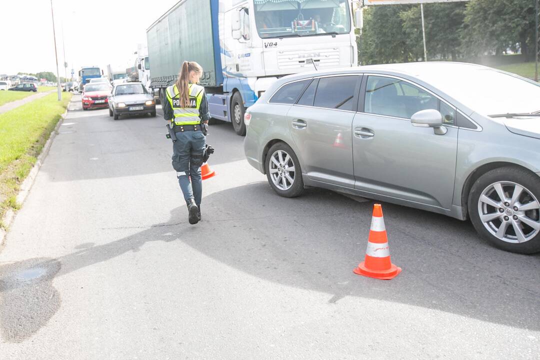 Dviejų automobilių avarija Taikos prospekte