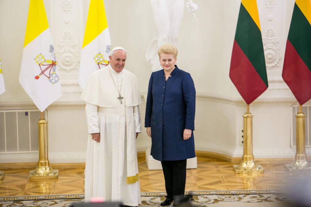 Istorinė diena: į Lietuvą atvyko popiežius Pranciškus