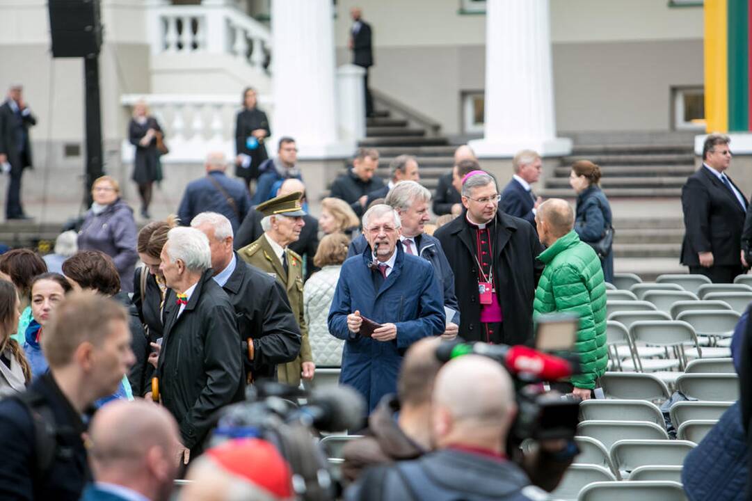 Istorinė diena: į Lietuvą atvyko popiežius Pranciškus