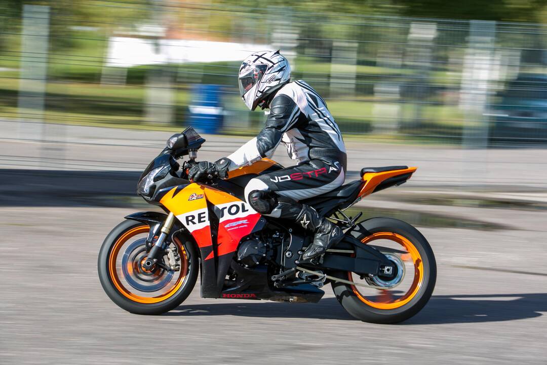 Motociklininkų mokymai Nemuno žiede