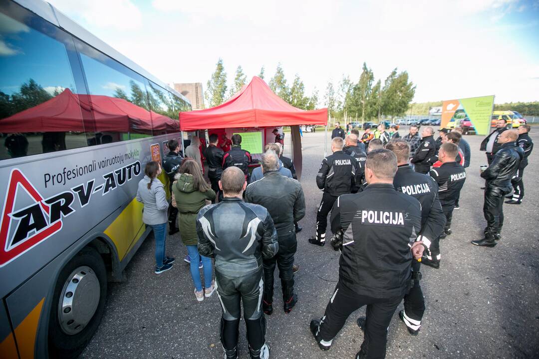 Motociklininkų mokymai Nemuno žiede