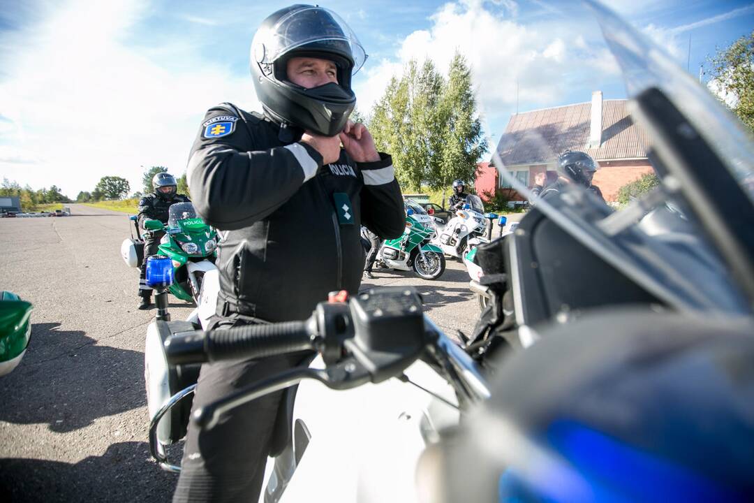 Motociklininkų mokymai Nemuno žiede