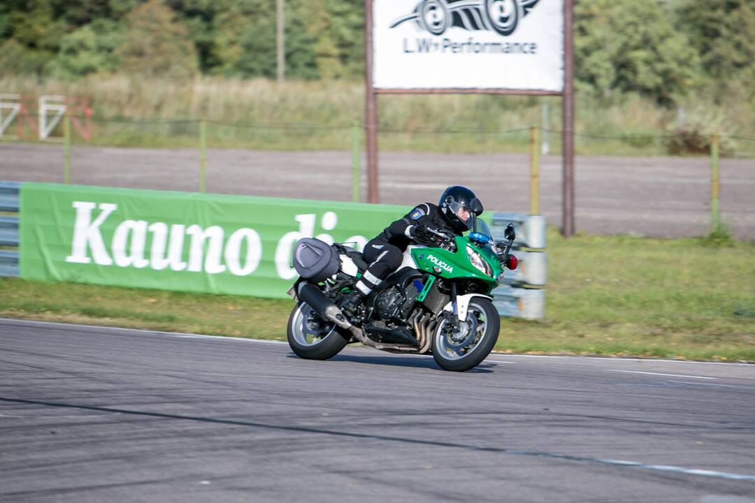 Motociklininkų mokymai Nemuno žiede