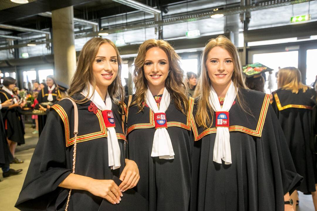 LSMU diplomų įteikimo šventė