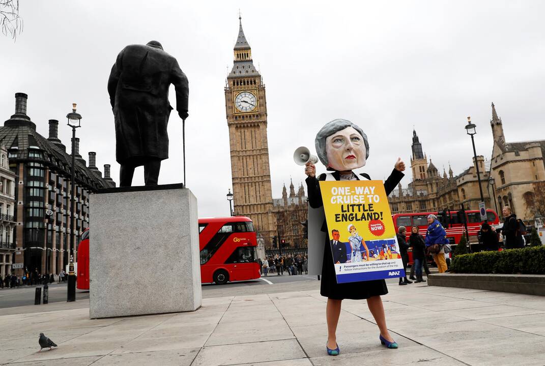 Britanijai pradedant skyrybas ES žada vienybę