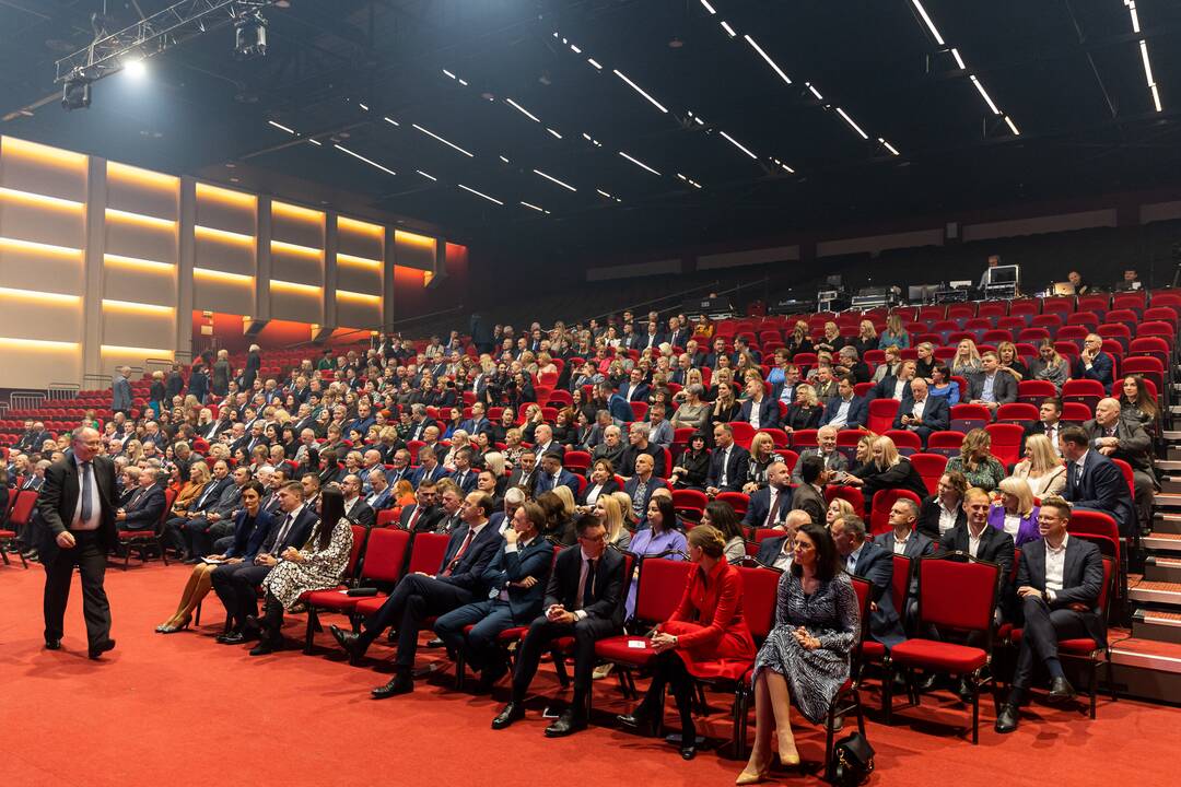 Lietuvos savivaldybių asociacijos apdovanojimai „Auksinė krivūlė“