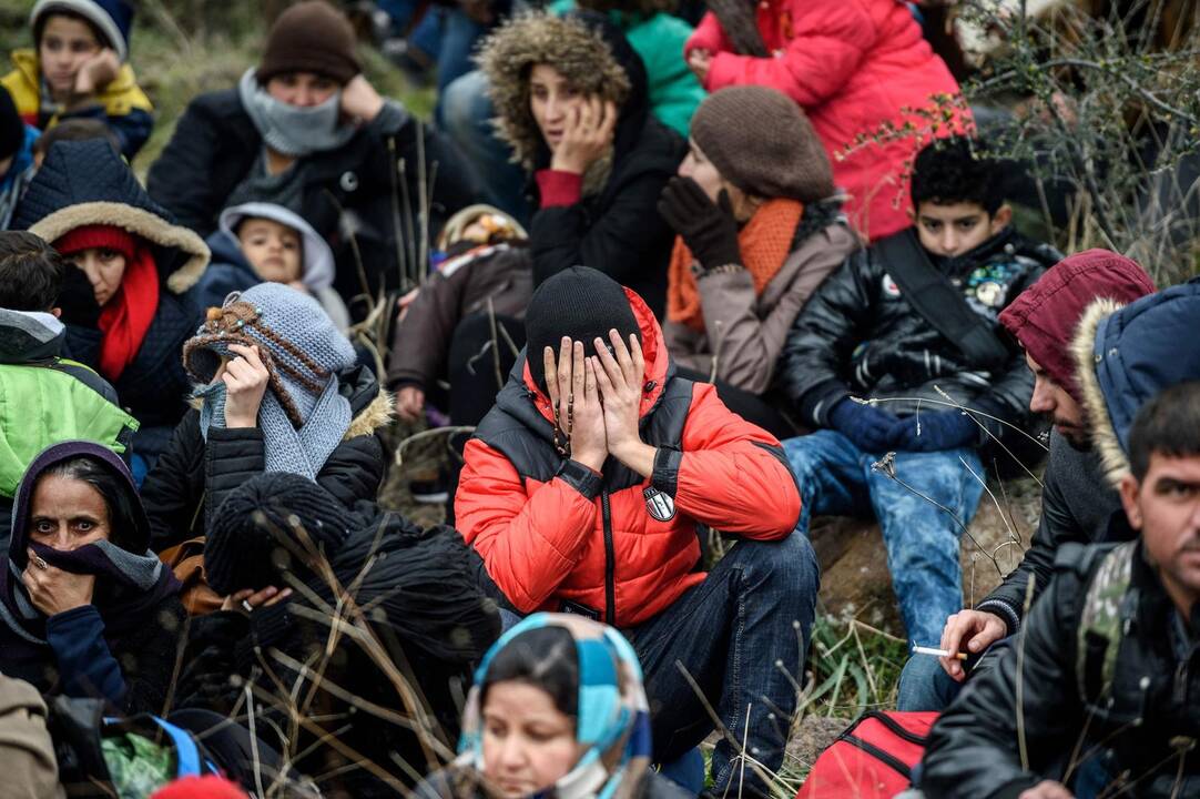 JT ragina Turkiją atverti sieną Sirijos pabėgėliams