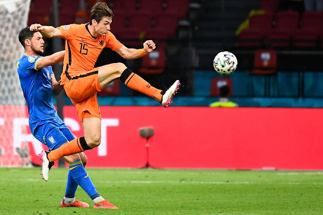 Europos futbolo čempionatas: Nyderlandai–Ukraina 3:2