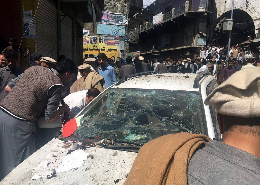 Pakistano turguje nugriaudėjus sprogimui žuvo mažiausiai 22 žmonės