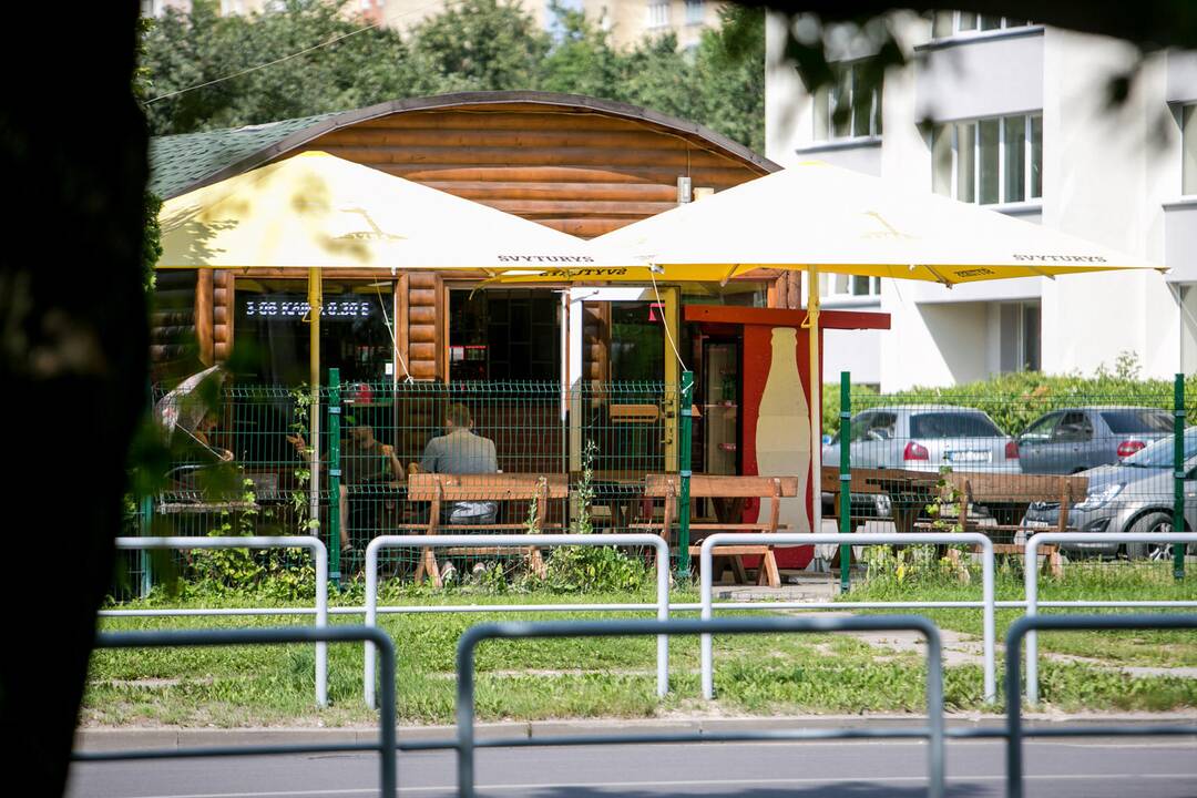 Naktinėse girdyklose liejasi alkoholis ir kraujas