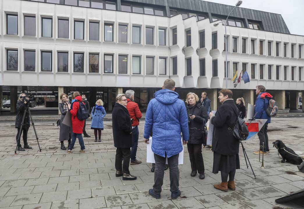 Sergančiųjų cukriniu diabetu piketas prie Sveikatos apsaugos ministerijos