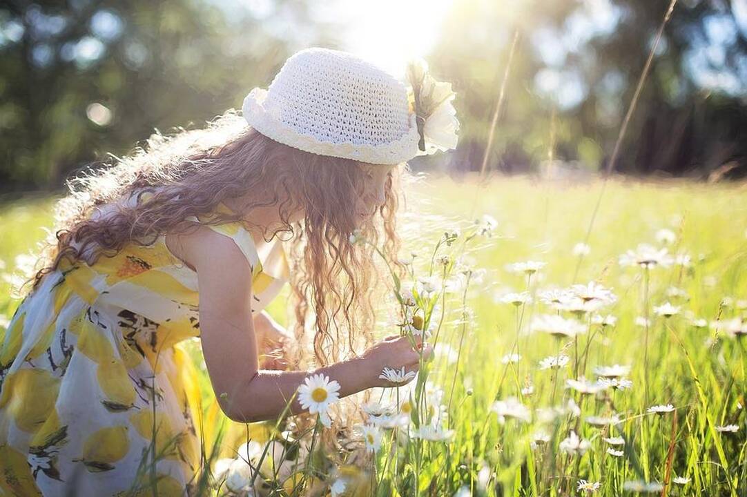 Orai: vasariška šiluma nesitrauks, gaivins lietus