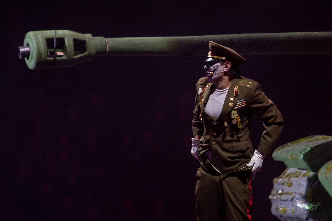 Humoro šou „Zero Live Show“