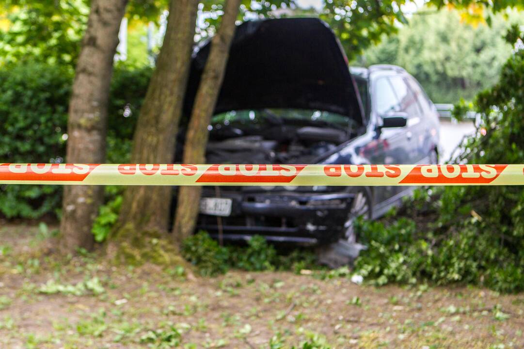 Avarija Kalniečių ir Žeimenos gatvių sankryžoje