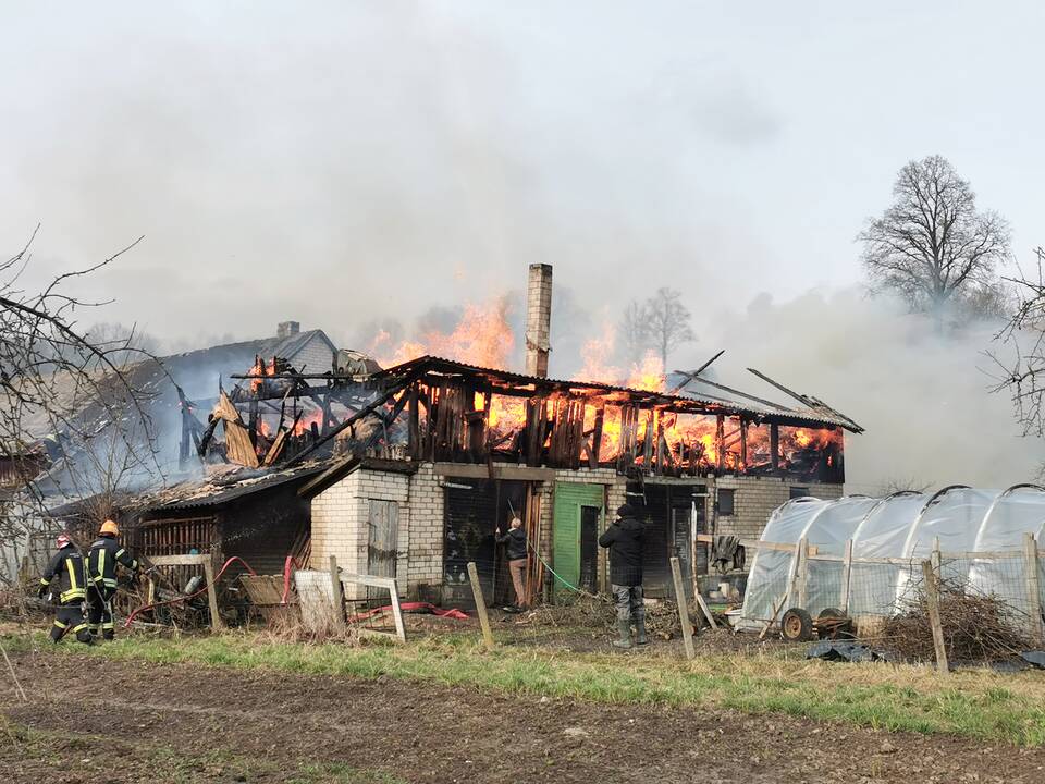 Gaisras Pagramančio miestelyje