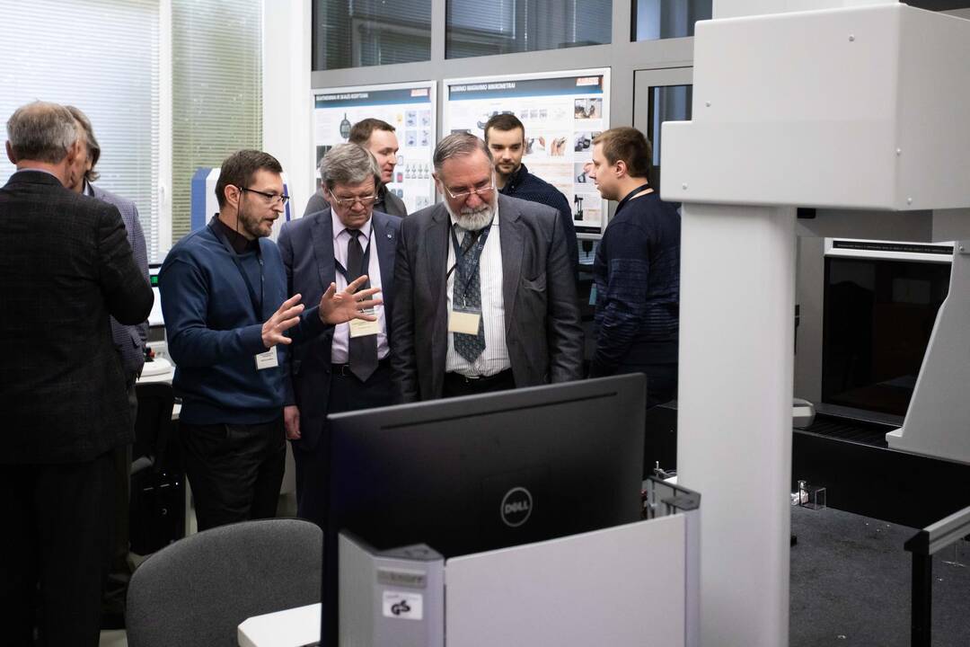 Atidaryta moderni geometrinių matavimų laboratorija