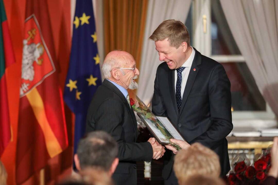 Apdovanoti prasmingiausių darbų Vilniui kūrėjai