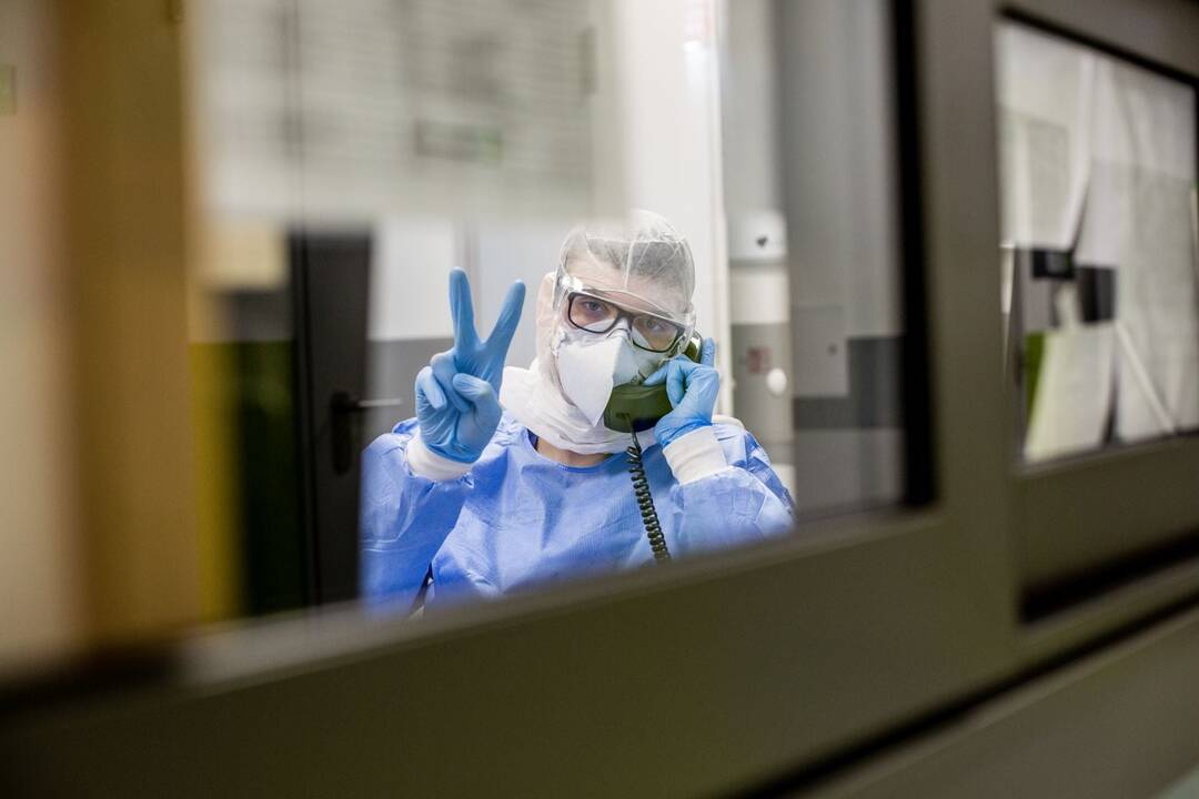 Koronaviruso infekcija: 38 nauji susirgimai, mirė vienas žmogus