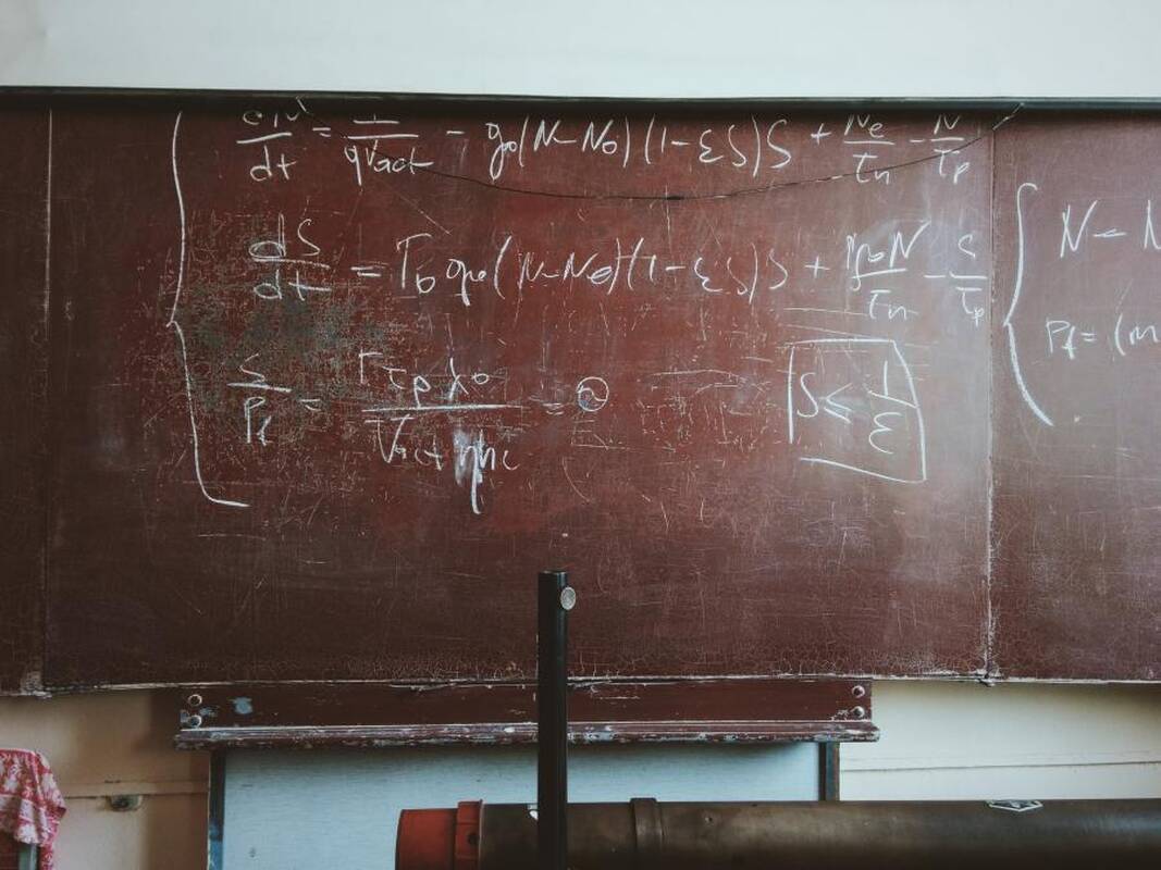
<span>Žymus matematikas kaltinamas nutekinęs egzamino užduotis</span>
