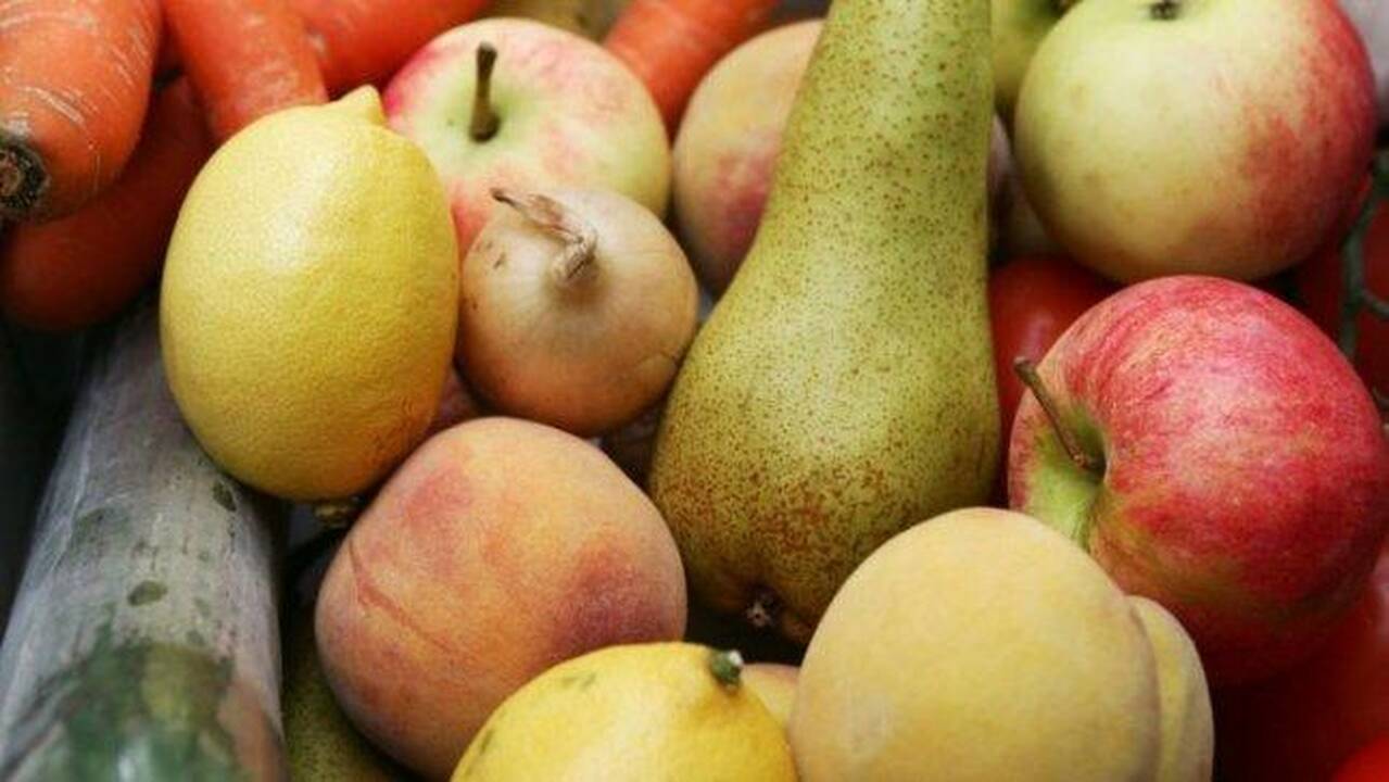 Naikinti mikrobus nuo daržovių siūloma fotodinamine terapija