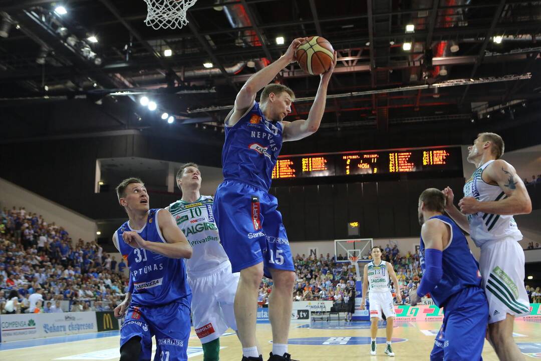 LKL finalas: "Neptūnas" - "Žalgiris"